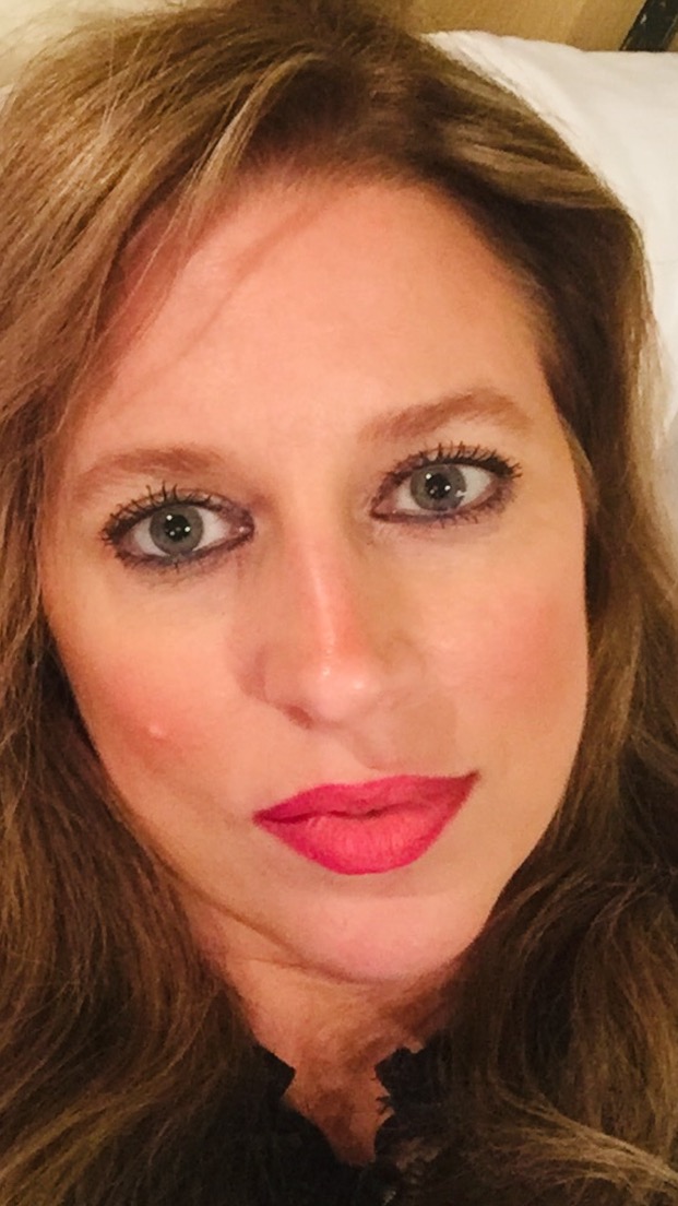 Heather Killebrew selfie photos