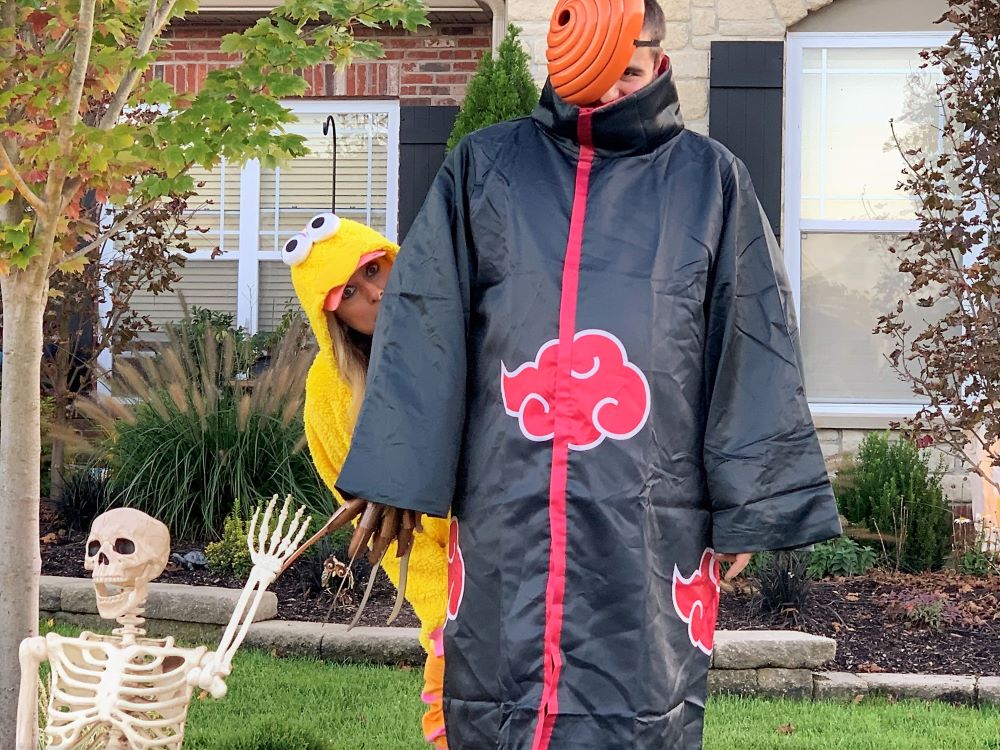 Heather Killebrew playing it up on this day. We both were in Big Bird costumes.