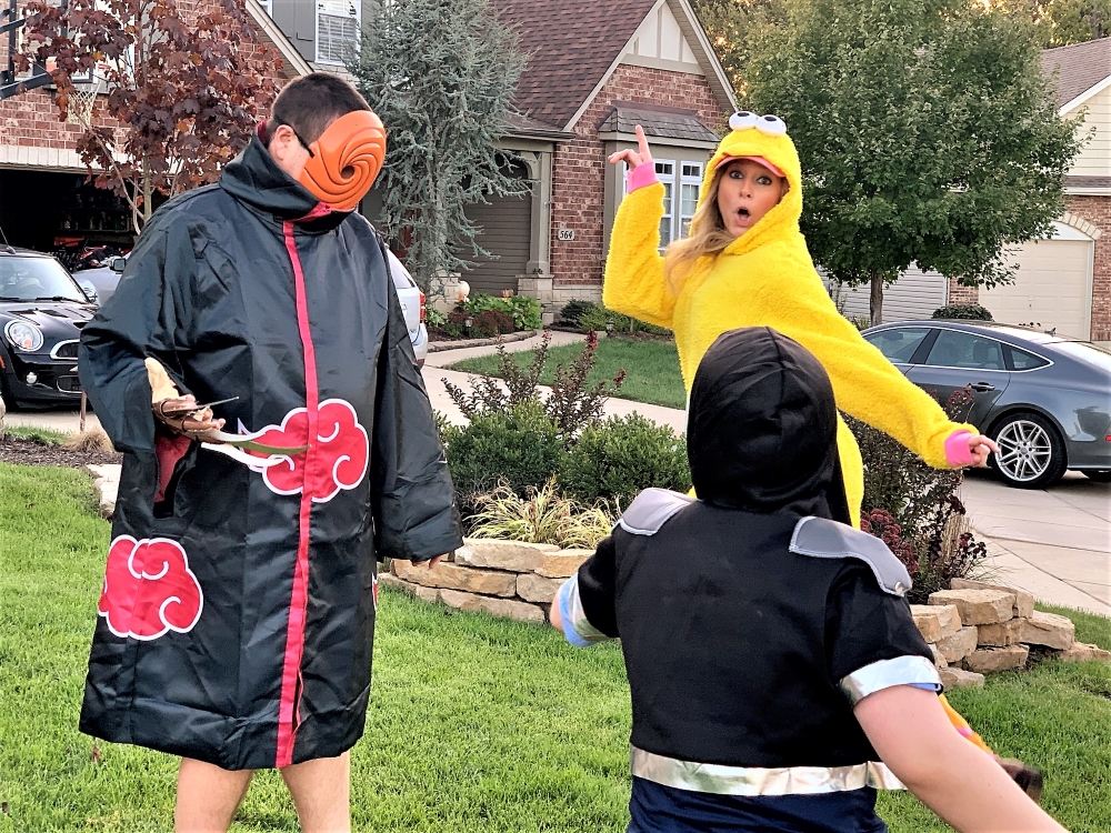 Heather Killebrew playing it up on this day. We both were in Big Bird costumes.
