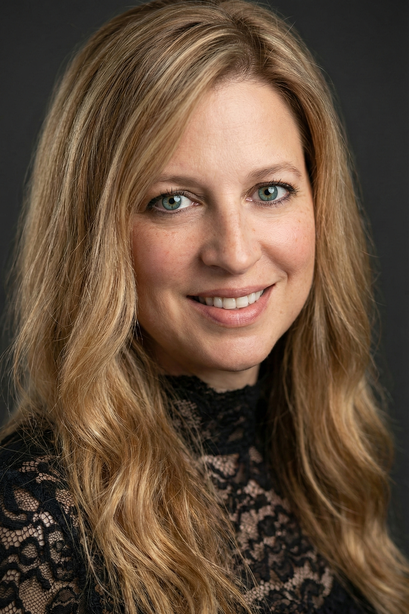 Smiling selfie of Heather Killebrew during Thanksgiving in Dresden, TN.